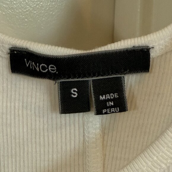 Vince Ribbed Scoop Neck Tank Top With Shirt Tail Raw Edge Hem White Cotton Blend - Picture 3 of 4